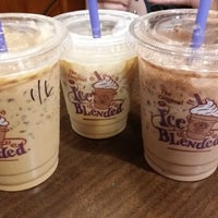 Photo taken at The Coffee Bean &amp;amp; Tea Leaf by WillWins on 6/5/2018