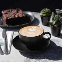 Foto scattata a Camekan Coffee Roastery da Camekan Coffee Roastery il 1/14/2019