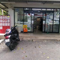 Photo taken at 7-Eleven by ตุ๊ก.กะ.ตุ่น.. จ. on 6/6/2021