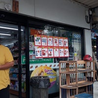 Photo taken at 7-Eleven by ตุ๊ก.กะ.ตุ่น.. จ. on 7/1/2019