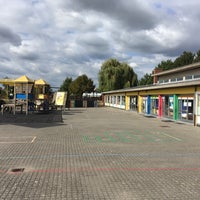 Photo taken at Basisschool hertog-jan speelplaats by Sven G. on 9/19/2019