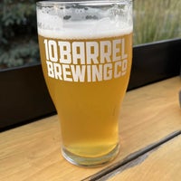 Photo taken at 10 Barrel Brewing Company by Todd T. on 8/2/2022