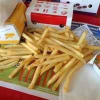 Photo taken at McDonald&amp;#39;s by Макс З. on 5/1/2013