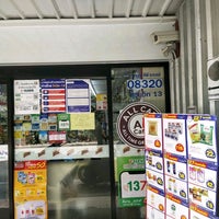 Photo taken at 7-Eleven by ธีรยุทธ ท. on 9/17/2021