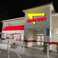 Photo taken at In-N-Out Burger by Justin D. on 11/4/2021
