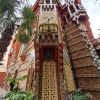 Photo taken at Casa Vicens by Jean-Michel C. on 4/8/2024