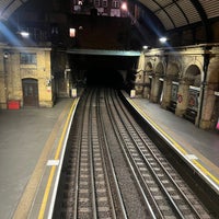 Photo taken at Platform 1 (W&amp;#39;bound Circle, District) by Rakan on 10/25/2022