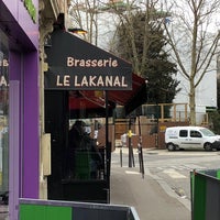 Photo taken at Le Lakanal by Ossama F. on 3/23/2018