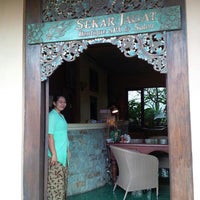 Das Foto wurde bei Sekar Jagat Spa Bali von Donna S. am 3/3/2014 aufgenommen