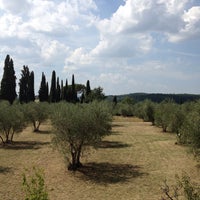 Photo taken at Villa Brignole by Omar A. on 8/23/2013