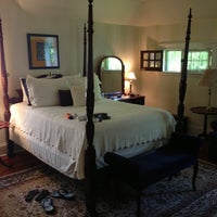 รูปภาพถ่ายที่ Carolina Bed &amp;amp; Breakfast โดย Ryan M. เมื่อ 6/2/2013