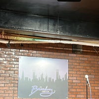 Photo taken at Broadway Comedy Club by Kevin V. on 7/16/2022
