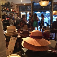 Photo taken at Goorin Bros. Hat Shop - Yaletown by Elizangela S. on 7/10/2014