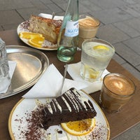 Foto tirada no(a) Café Latte Art por Techi em 9/16/2023