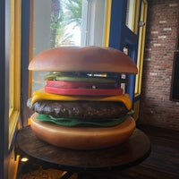 Das Foto wurde bei 30A Burger von M.Q am 8/1/2021 aufgenommen