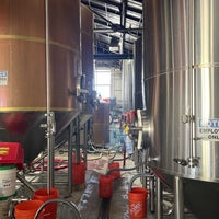 Photo taken at Hangar 24 Craft Brewery by Chad B. on 12/9/2022