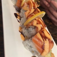 Foto diambil di Misora Sushi oleh Erica H. pada 12/31/2013