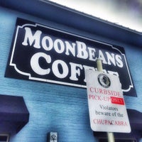 Foto tomada en MoonBeans Coffee  por Myssie C. el 2/8/2016