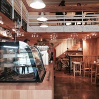 Foto scattata a Madal Cafe - Espresso &amp;amp; Brew Bar da Petra H. il 9/24/2015