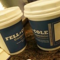 รูปภาพถ่ายที่ FELL+COLE โดย Celina K. เมื่อ 12/31/2012