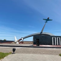 Photo taken at Мемориал лётчикам истребителям. by Yana E. on 6/25/2020