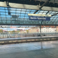 Photo taken at Bahnhof Berlin-Spandau by Thyn S. on 10/23/2023