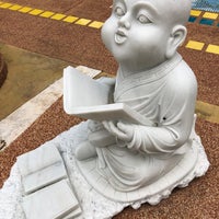 Photo taken at Guan Yin Shrine by Boonchai T. on 4/11/2021