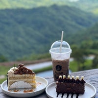 Photo taken at Pino Latte Resort &amp;amp; Cafe by Rukteeruk P. on 10/28/2023