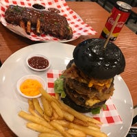 Photo taken at Chris Steaks &amp;amp; Burgers by Rukteeruk P. on 7/1/2018