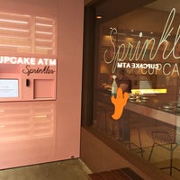 Photo taken at Sprinkles by Rubi A. on 10/2/2015