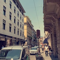 armani montenapoleone orari