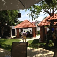 6/16/2013 tarihinde Rob C.ziyaretçi tarafından Mestizo&amp;#39;s | Restaurante Mexicano Cancun | Cancun Mexican Restaurant'de çekilen fotoğraf