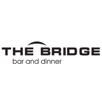 Foto scattata a The Bridge Bar and Dinner da The Bridge Bar and Dinner il 5/2/2019