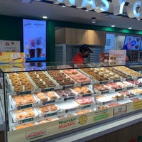 Photo taken at Krispy Kreme by Kevin V. on 2/27/2023