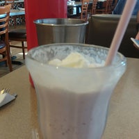 Photo taken at Denny&amp;#39;s by Biss L. on 7/25/2017