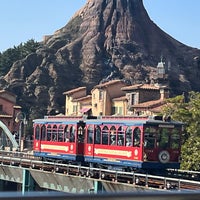 Photo taken at DisneySea Electric Railway by けんけん on 11/19/2022