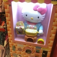 Photo taken at Hello Kitty Japan by けんけん on 9/29/2019