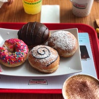 Photo taken at Krispy Kreme by CEMRE 1881-193∞🇹🇷🇹🇷 on 7/29/2018