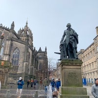 Photo taken at Adam Smith Statue by ふくちゃん on 2/14/2020