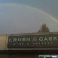 Foto scattata a Crush and Cask Wine and Spirits da Crush and Cask Wine and Spirits il 12/18/2013