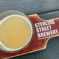Das Foto wurde bei Sterling Street Brewery von Jeff C. am 5/27/2022 aufgenommen