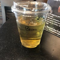 Photo taken at Starbucks by Bruno L. on 5/6/2019