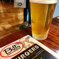 Photo taken at Bill&amp;#39;s Bar &amp;amp; Burger by Perry B. on 7/24/2019