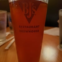 Photo taken at BJ&amp;#39;s Restaurant &amp;amp; Brewhouse by William M. on 6/6/2021