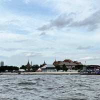 Photo taken at Wat Arun Cross River Ferry Pier by ทวีศักดิ์ เ. on 9/10/2023