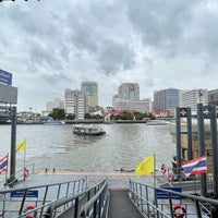 Photo taken at Phra Chan Pier by ทวีศักดิ์ เ. on 7/13/2022