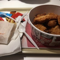 Photo taken at KFC by 🦄 on 12/4/2017