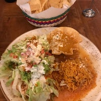 Снимок сделан в Los Agaves Restaurant пользователем Nicole S. 8/31/2019