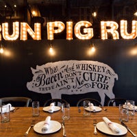 8/16/2013에 Swine Southern Table &amp;amp; Bar님이 Swine Southern Table &amp;amp; Bar에서 찍은 사진