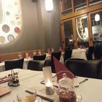 Photo taken at Restaurant Lychee by Güli on 12/7/2014